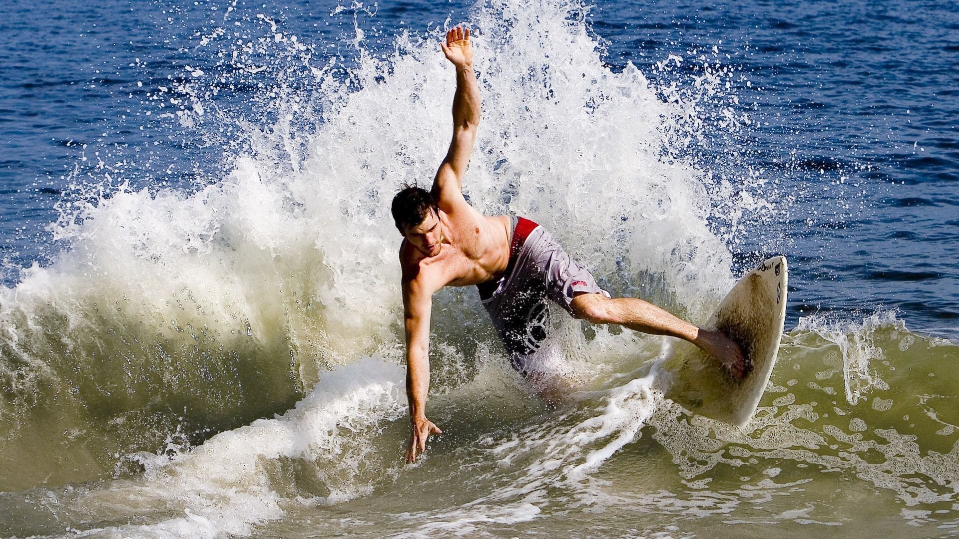 顶级中锋如何在防守端控制节奏,中锋怎么防守