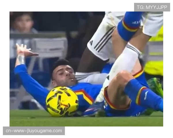 吕迪格左腿股直肌伤缺战三月，马夏尔加盟蒙特雷最新动态，吕迪格 皇马